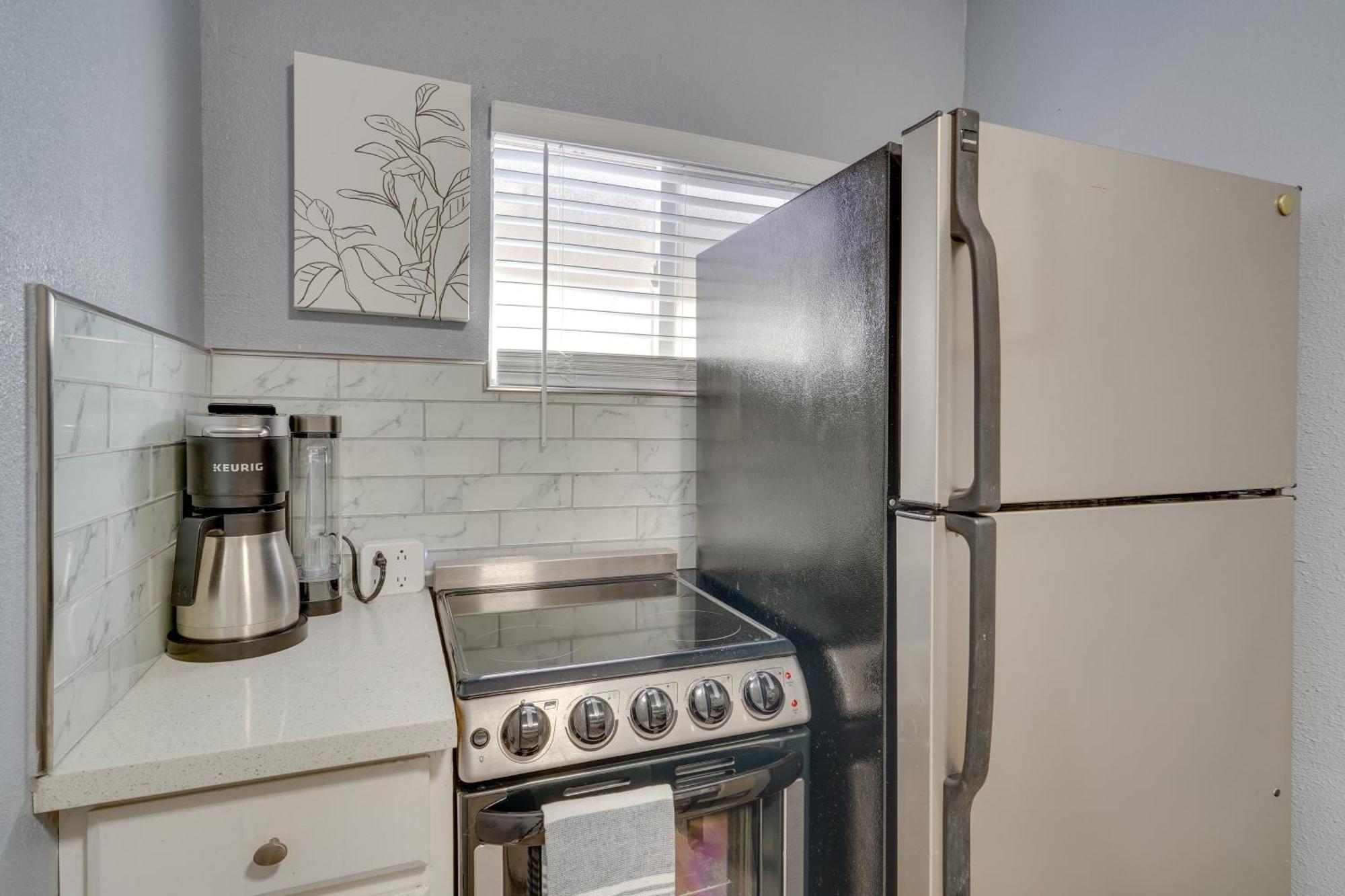Cozy Bay Area Vacation Rental With Patio เฮย์เวิร์ด ภายนอก รูปภาพ